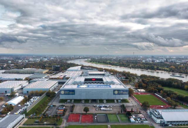 Merkur Spiel-Arena (Estádio de Düsseldorf)