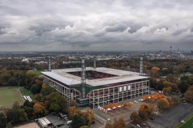 RheinEnergieStadion (Estádio de Colônia)